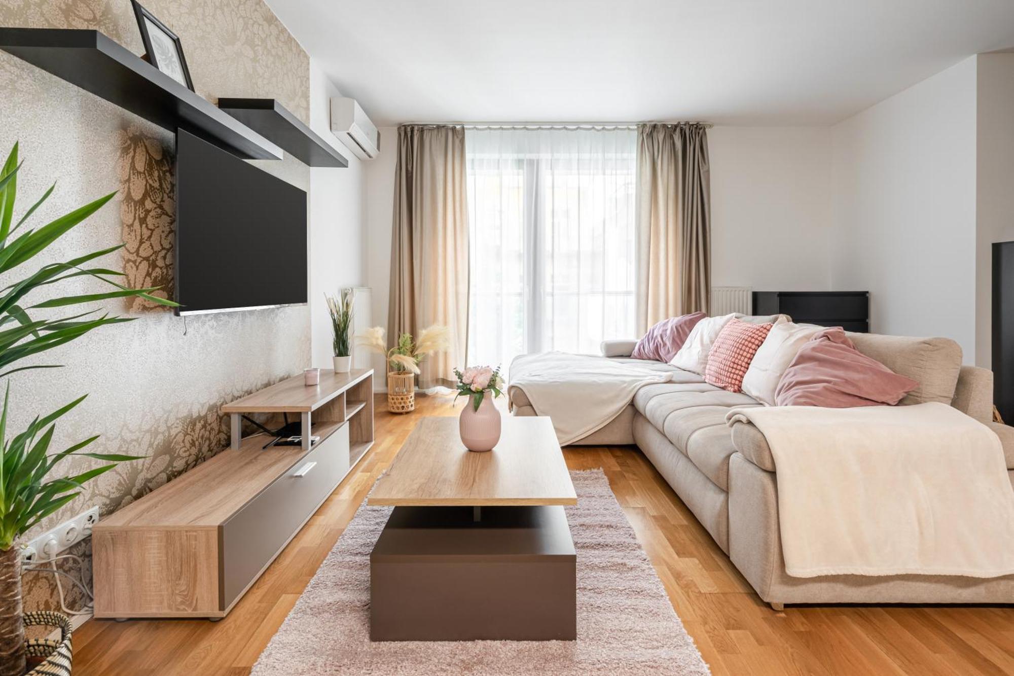 Home Of Serenity - 2 Bdr, Free Parking And Terrace Budapeste Exterior foto